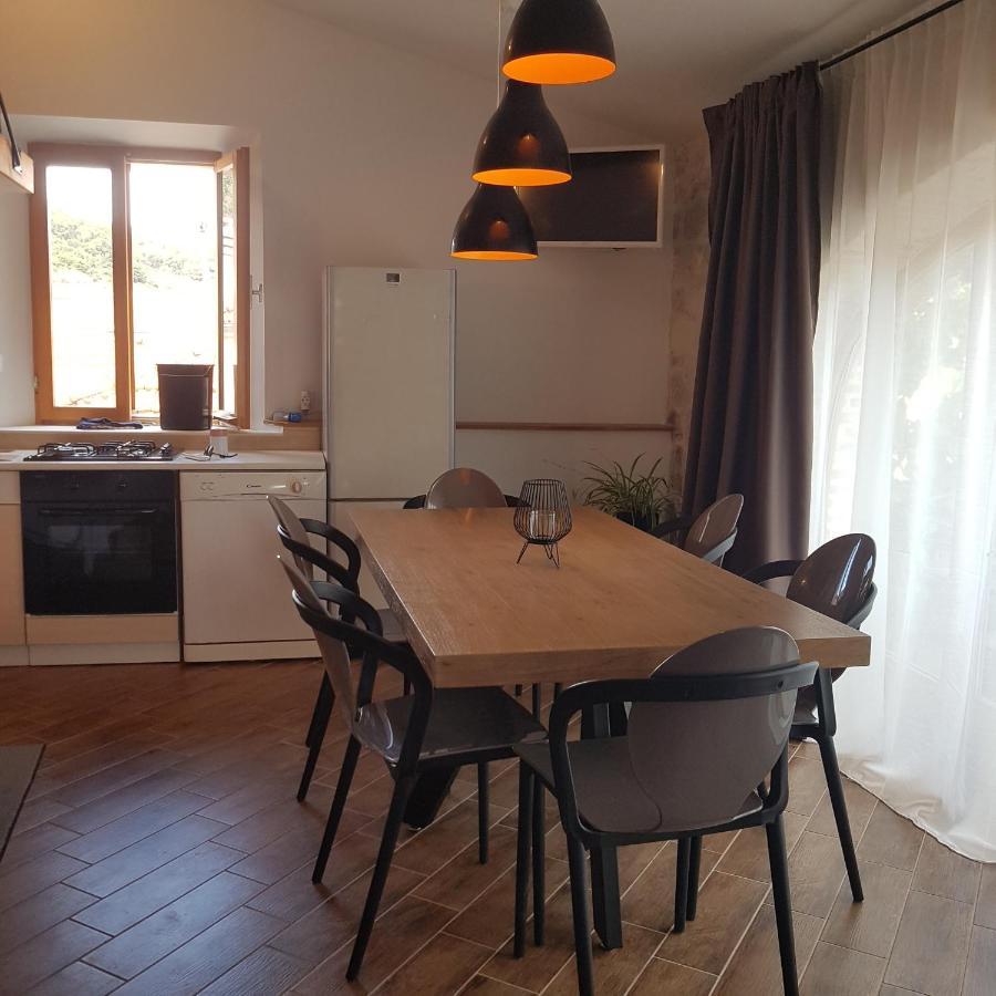 Jardin Kapetanova Kuca Apartman Veli Iž Kültér fotó