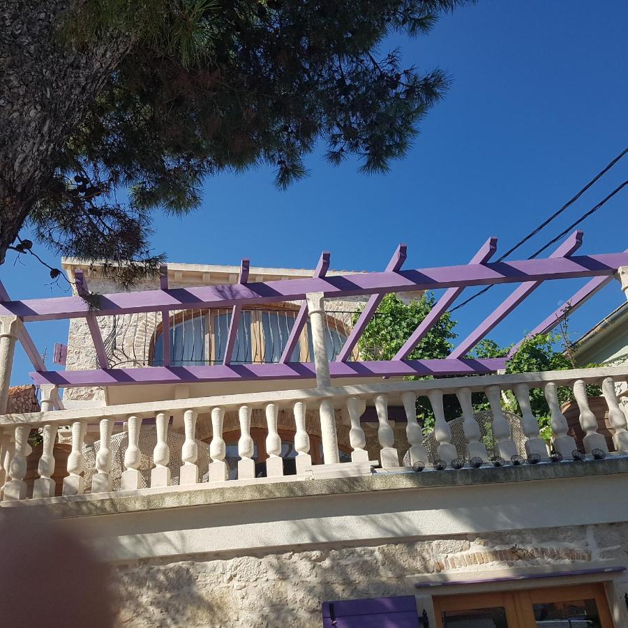 Jardin Kapetanova Kuca Apartman Veli Iž Kültér fotó