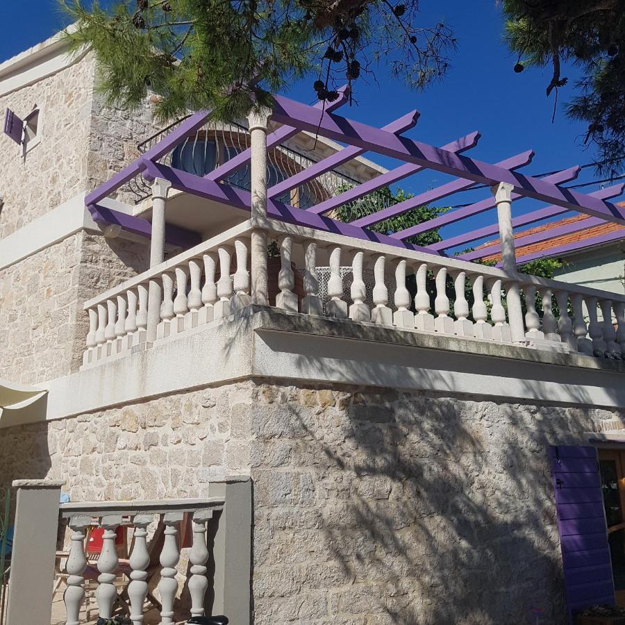 Jardin Kapetanova Kuca Apartman Veli Iž Kültér fotó