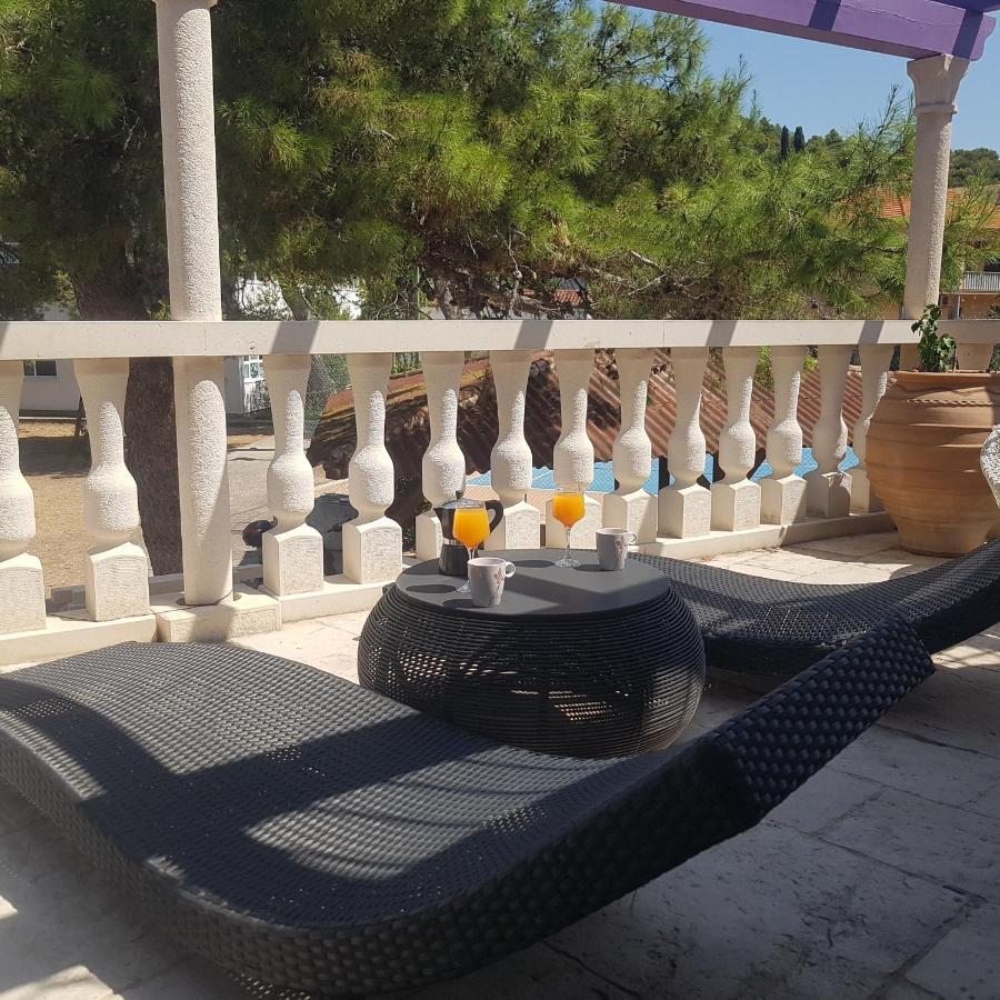 Jardin Kapetanova Kuca Apartman Veli Iž Kültér fotó