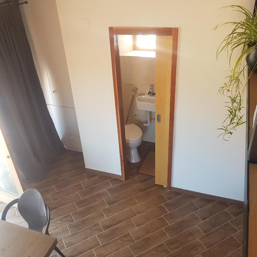 Jardin Kapetanova Kuca Apartman Veli Iž Kültér fotó
