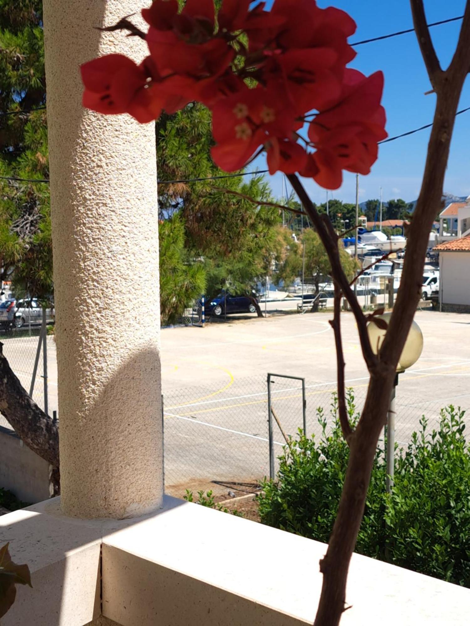 Jardin Kapetanova Kuca Apartman Veli Iž Kültér fotó